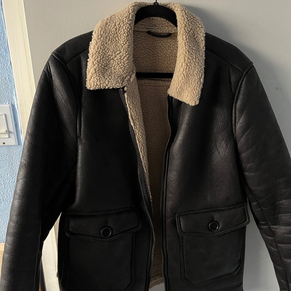 Pull&Bear Sherpa Jacket